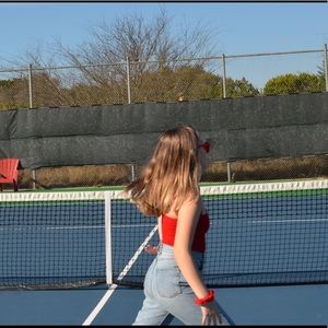 Meet your Posher, Lola